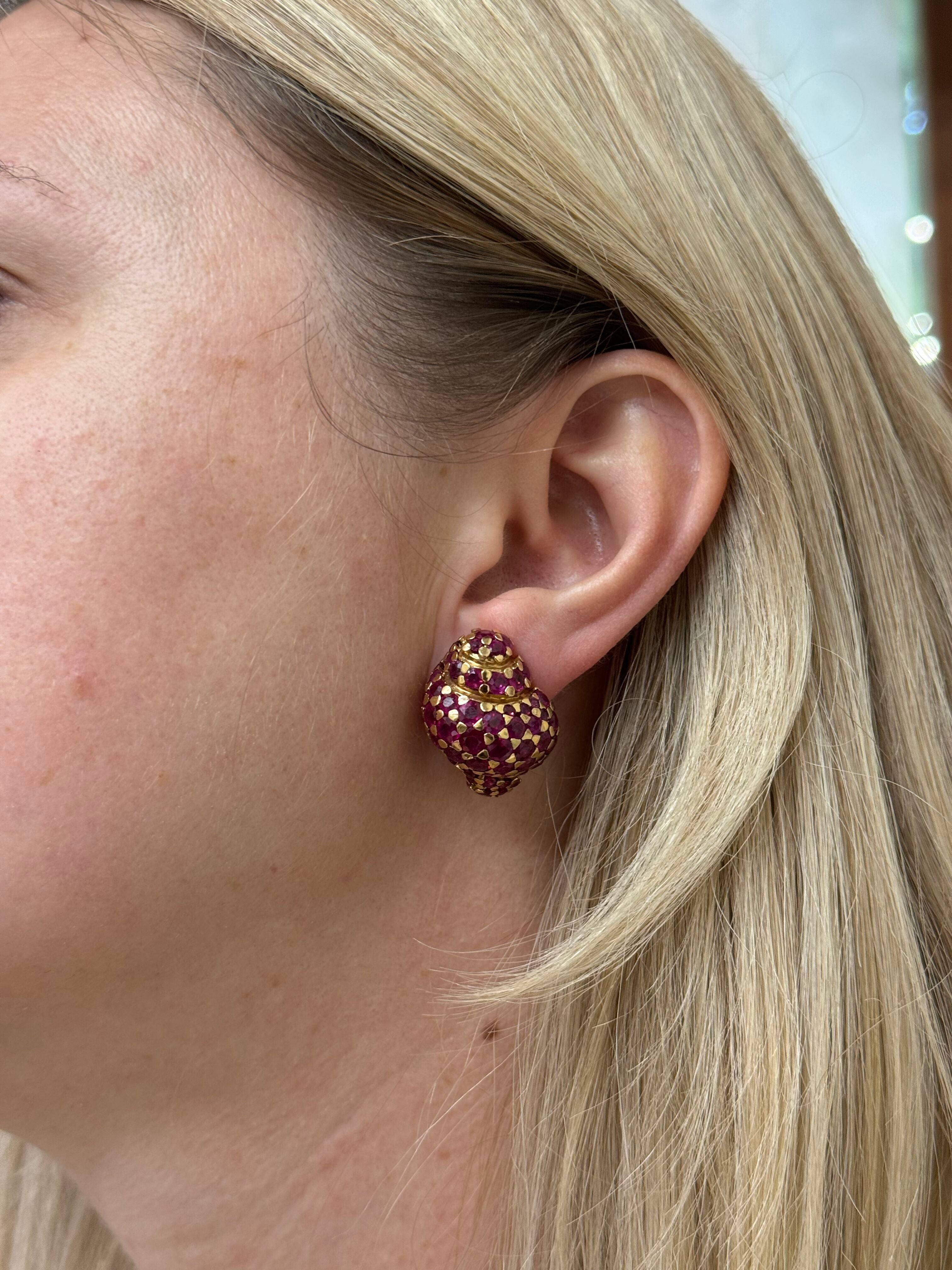 Vintage Italian Gold Ruby Shell Motif Earrings