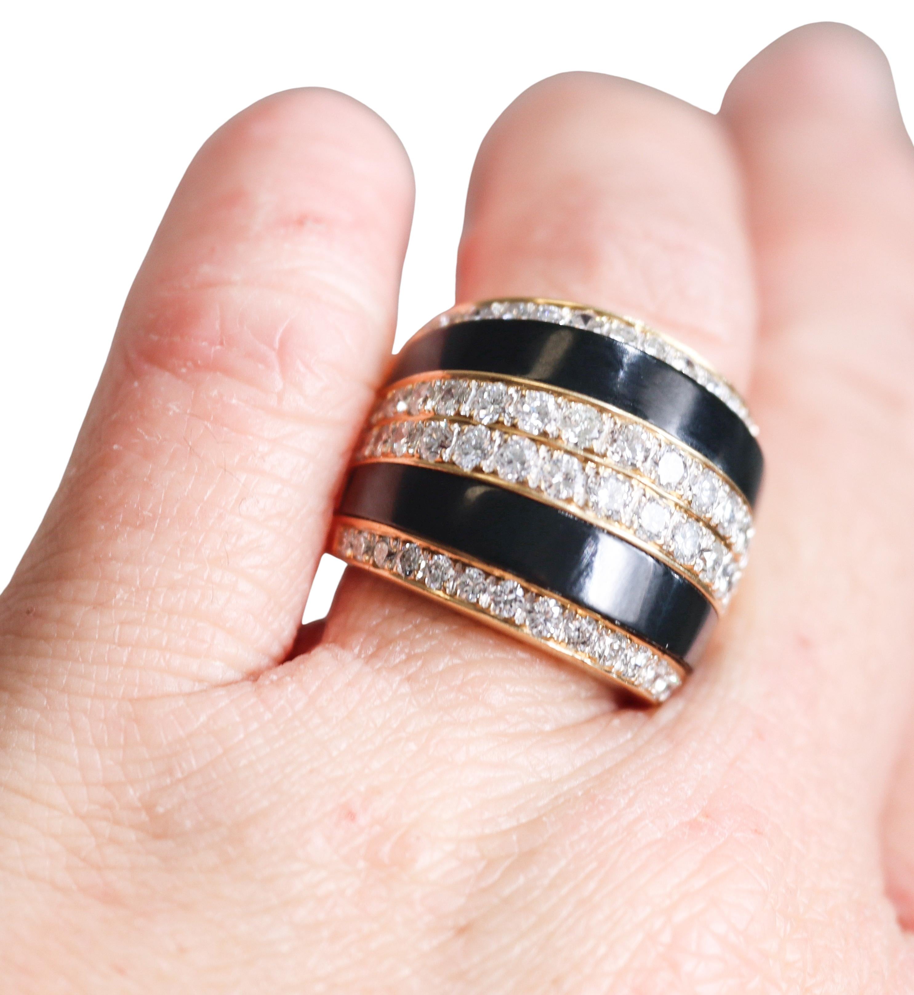 1980s Diamond Onyx Gold Ring