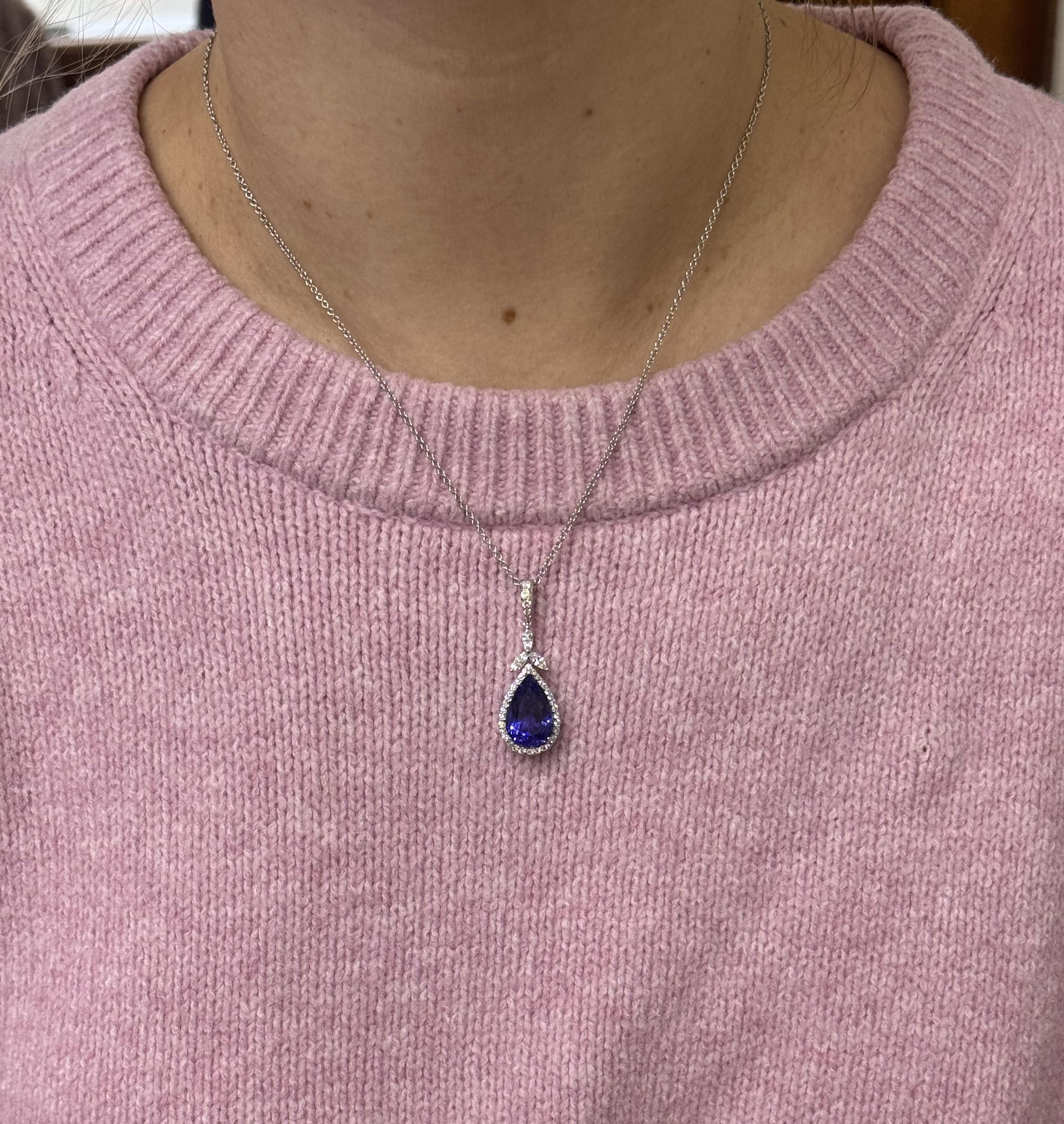 Tanzanite Diamond Gold Pendant Necklace
