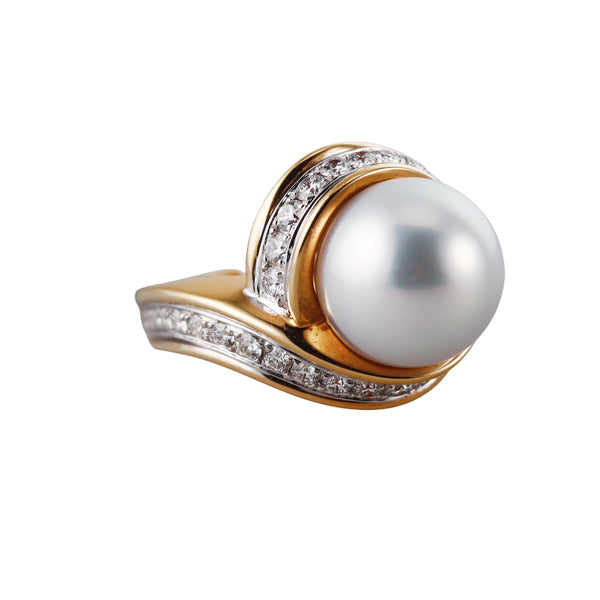 Assael Angela Cummings South Sea Pearl Diamond Scroll Gold Ring