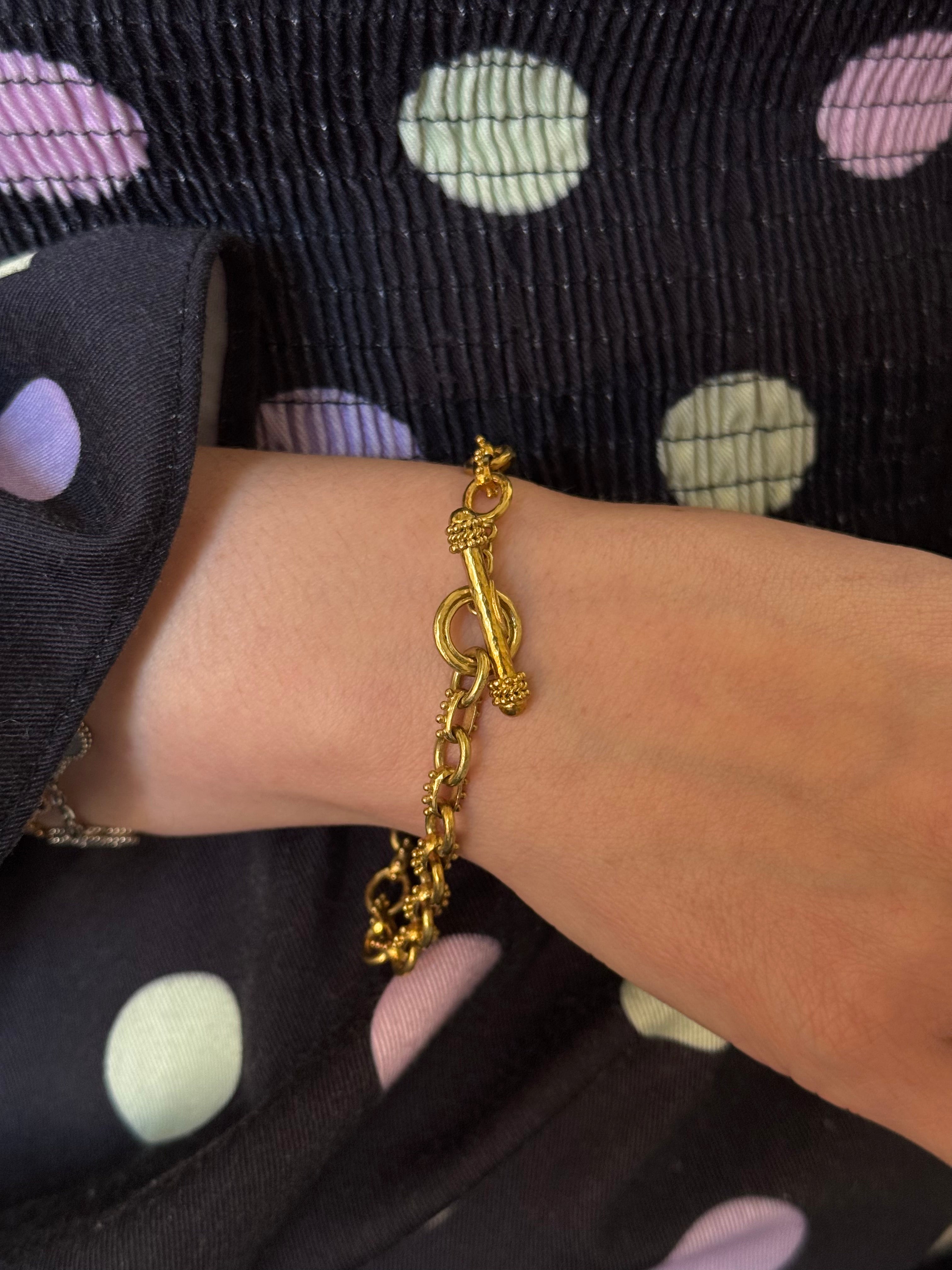 Elizabeth Locke Hammered Link Gold Toggle Bracelet