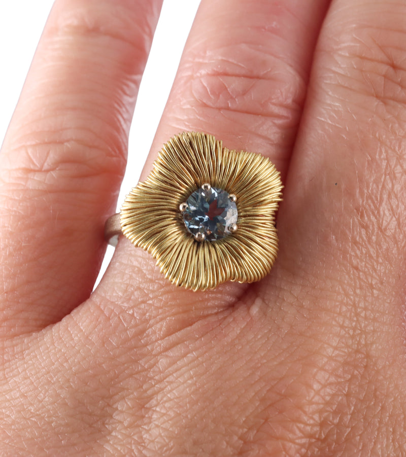 Pasquale Bruni 18k Gold Blue Topaz Flower Ring