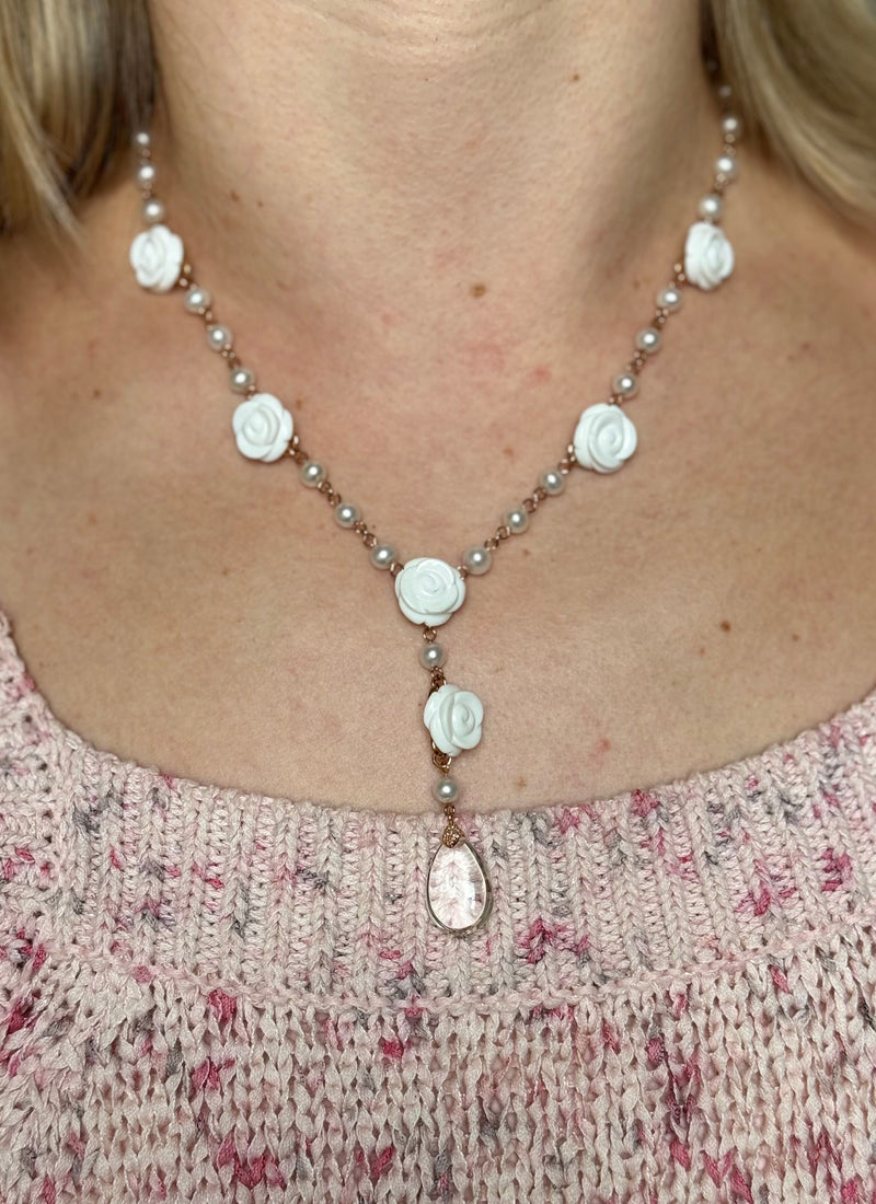 Mimi Milano Grace White Agate Diamond Pearl Gold Pendant Necklace