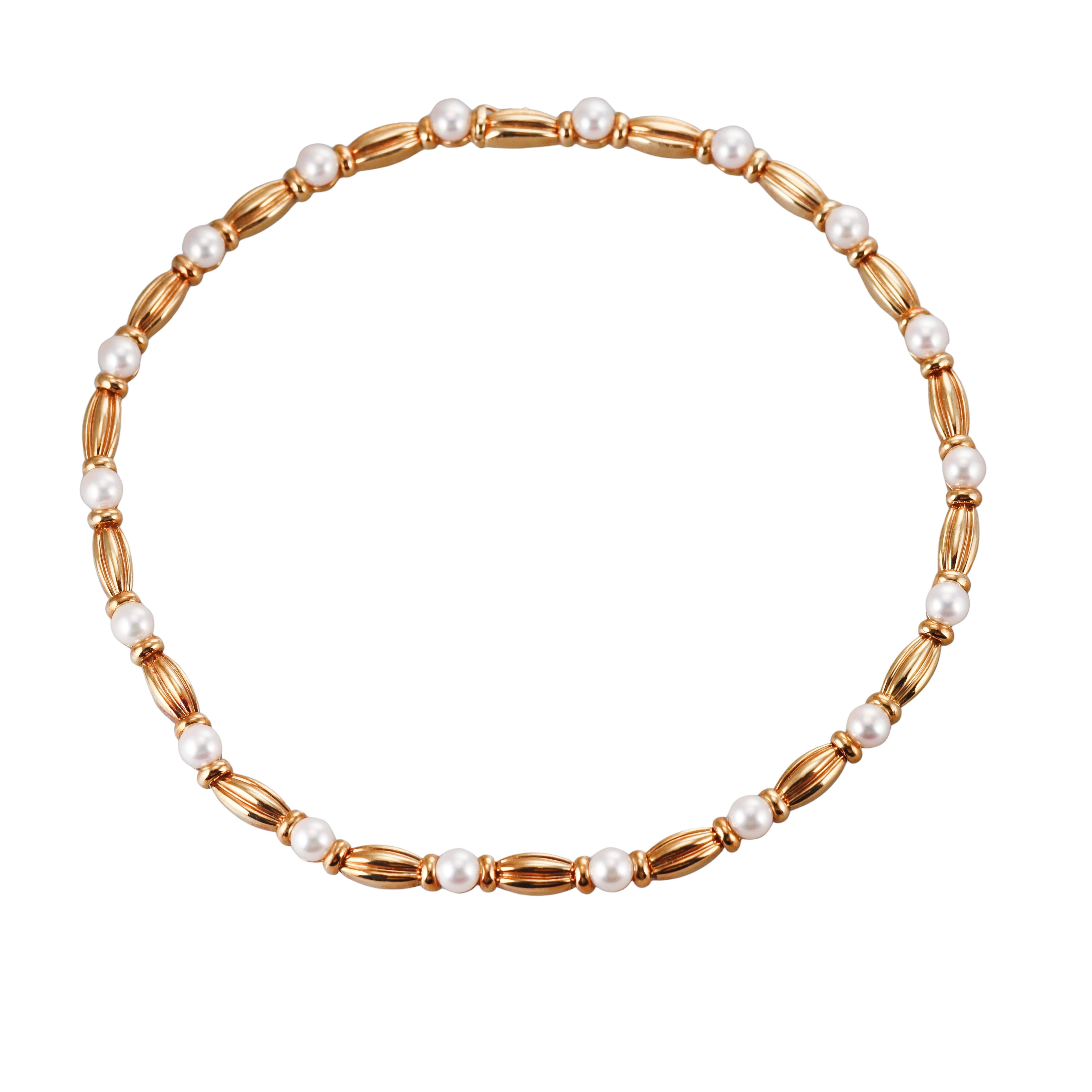Tiffany & Co Pearl Gold Classic Necklace