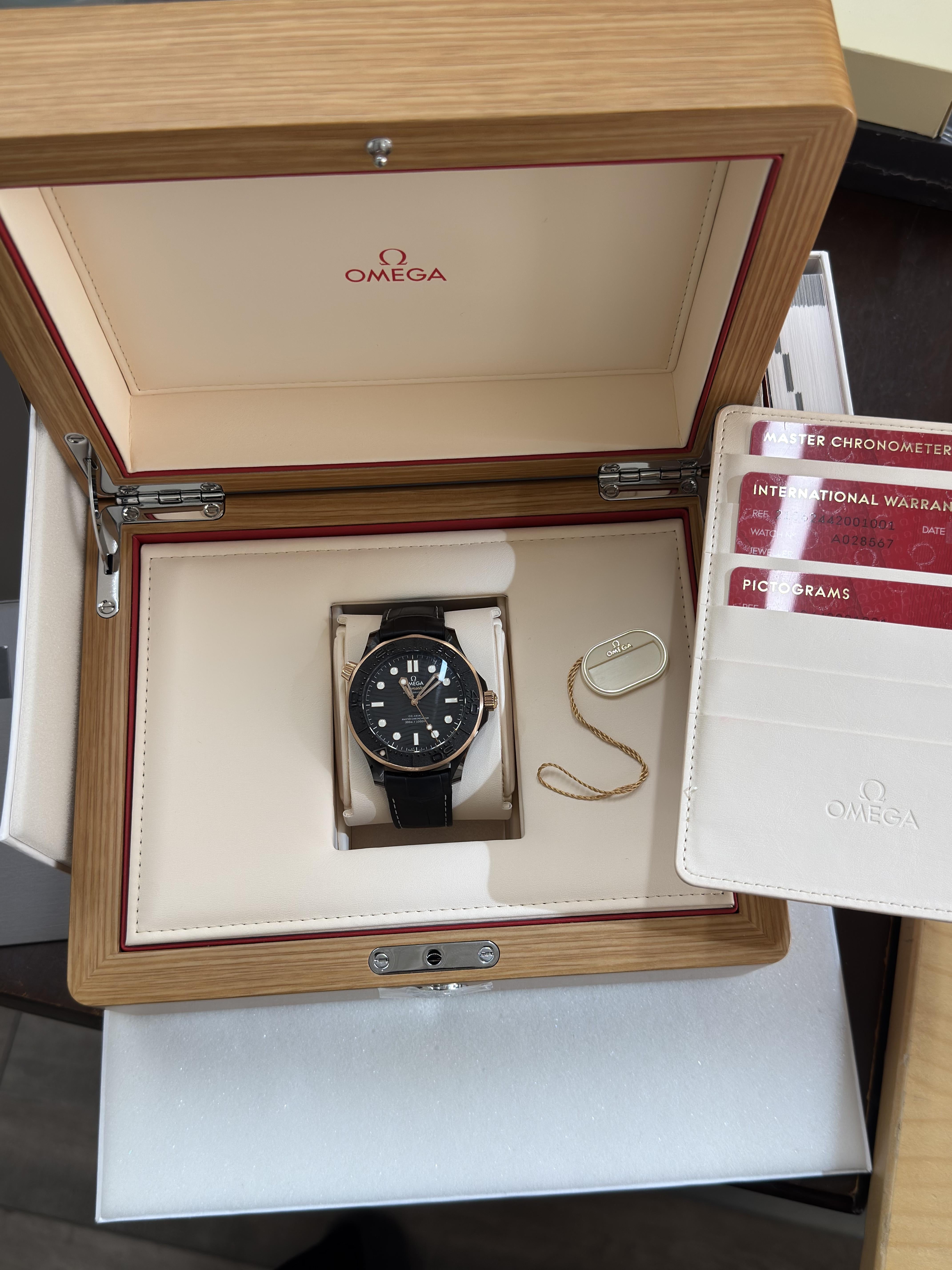 Omega Seamaster Diver 300m Ceramic Sedna Gold Automatic Watch  210.62.44.20.01.0