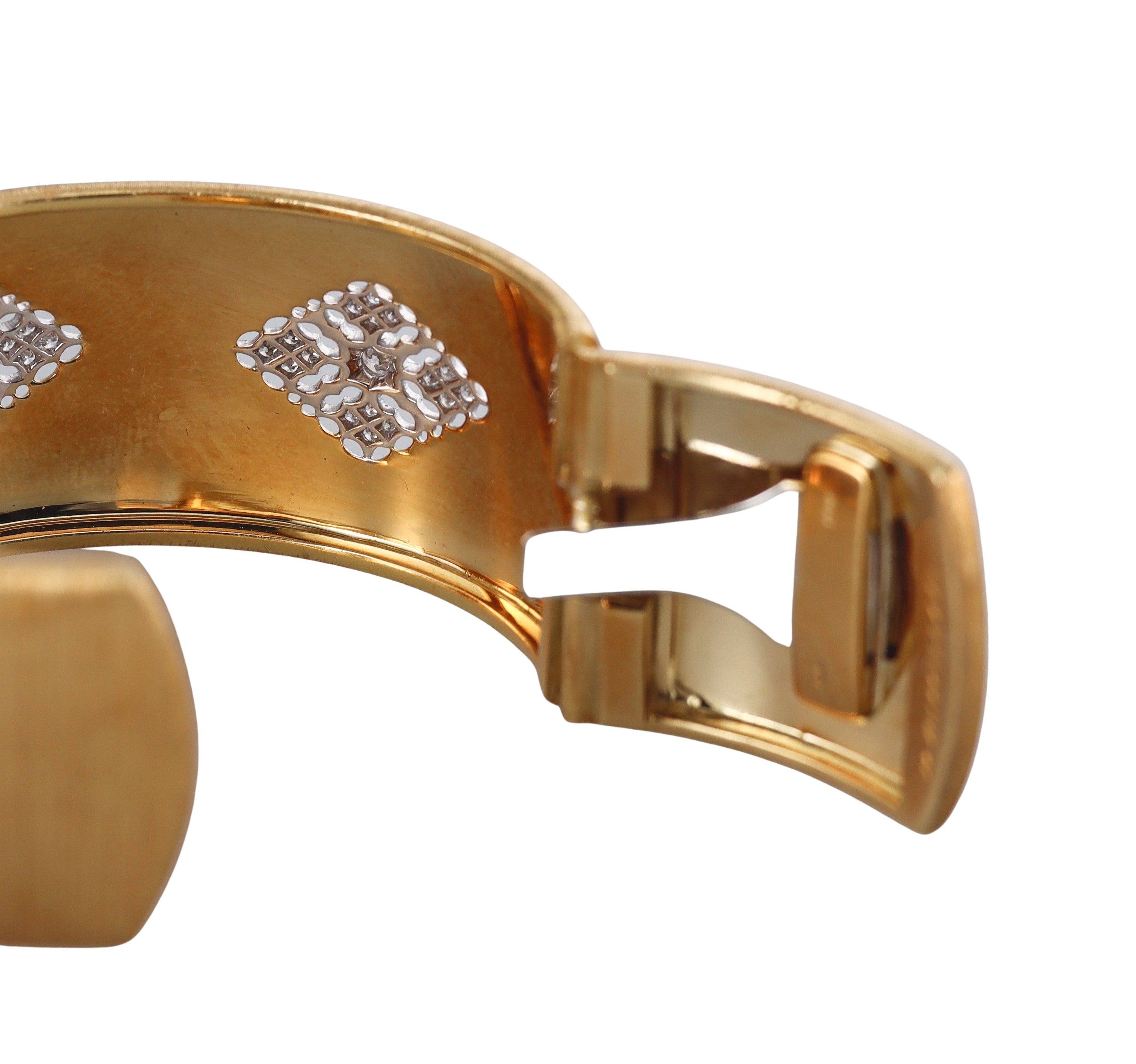 Mario Buccellati Classic Cuff Diamond Gold Bracelet