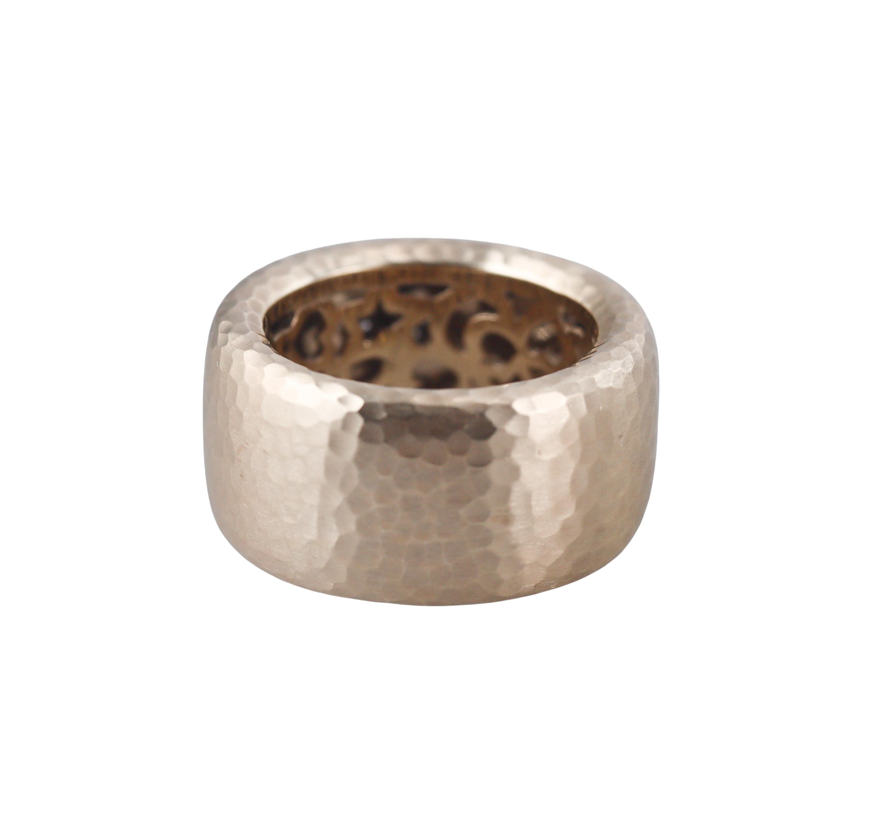 Pasquale Bruni Hammered Gold Diamond Heart Band Ring