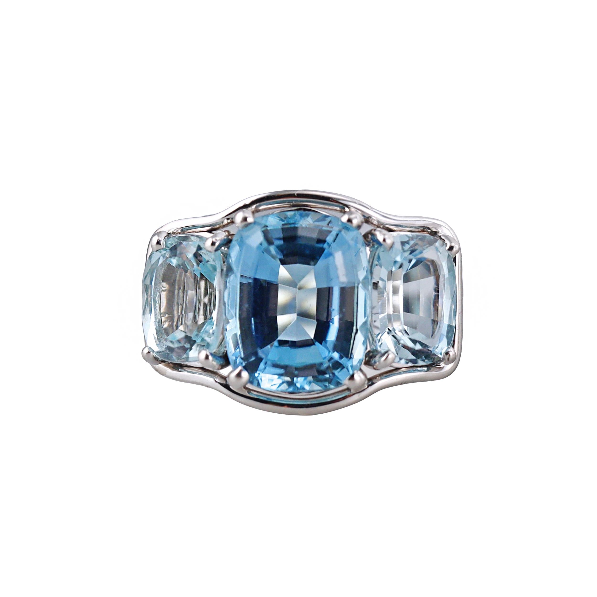 Verdura Aquamarine Gold Three Stone Ring