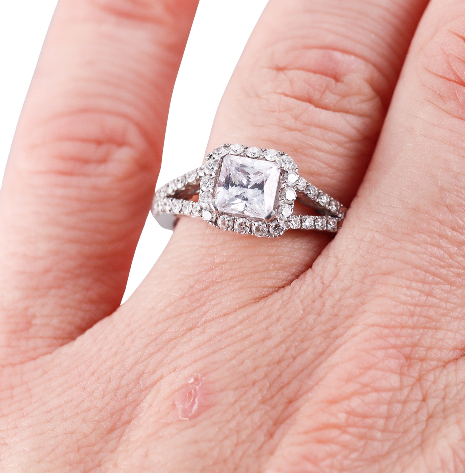 Verragio Gold Engagement Ring
