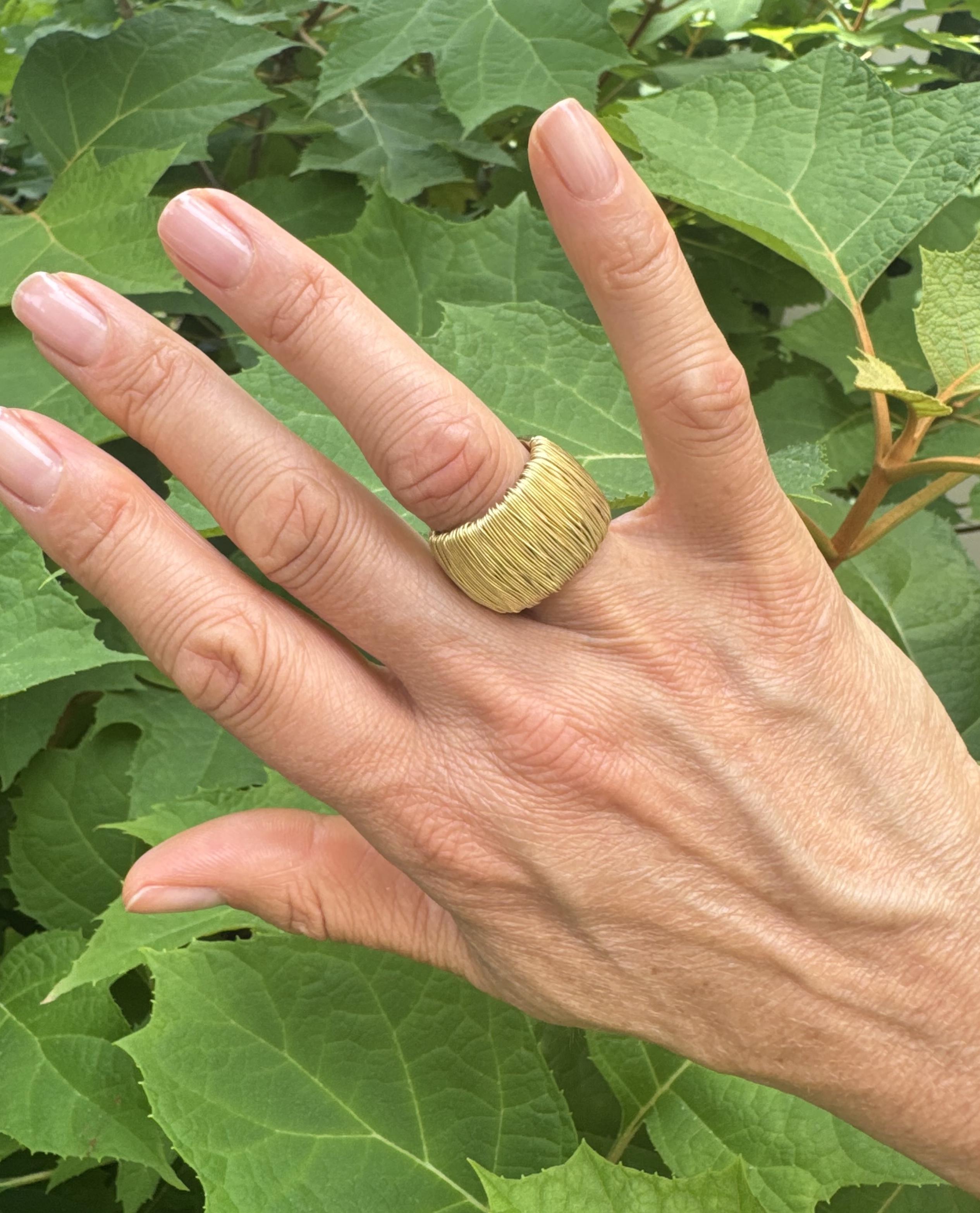 Pasquale Bruni Amor Est Vita Diamond Heart Gold Open Band Ring