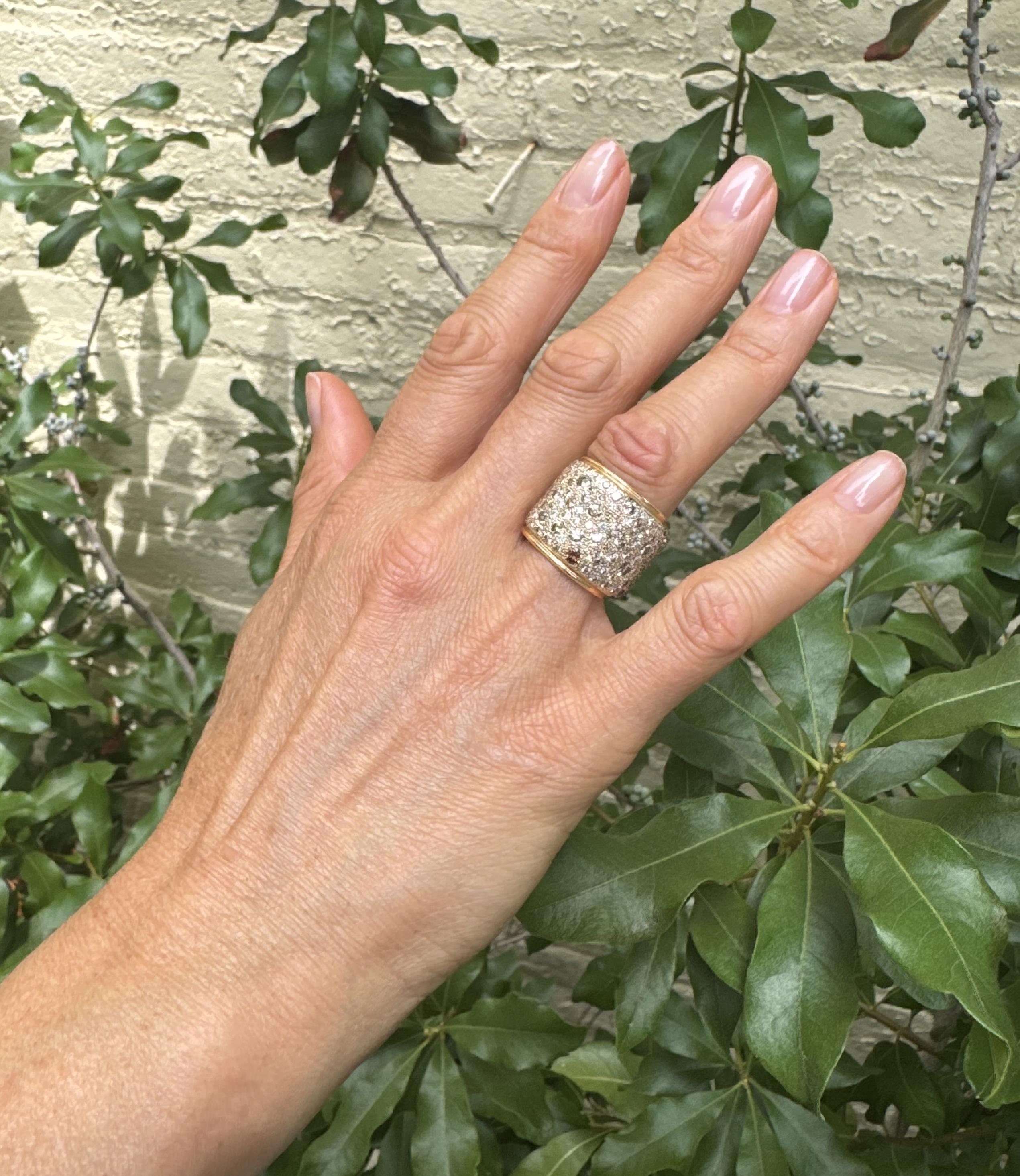Pomellato Sabbia Fancy Diamond Gold Band Ring