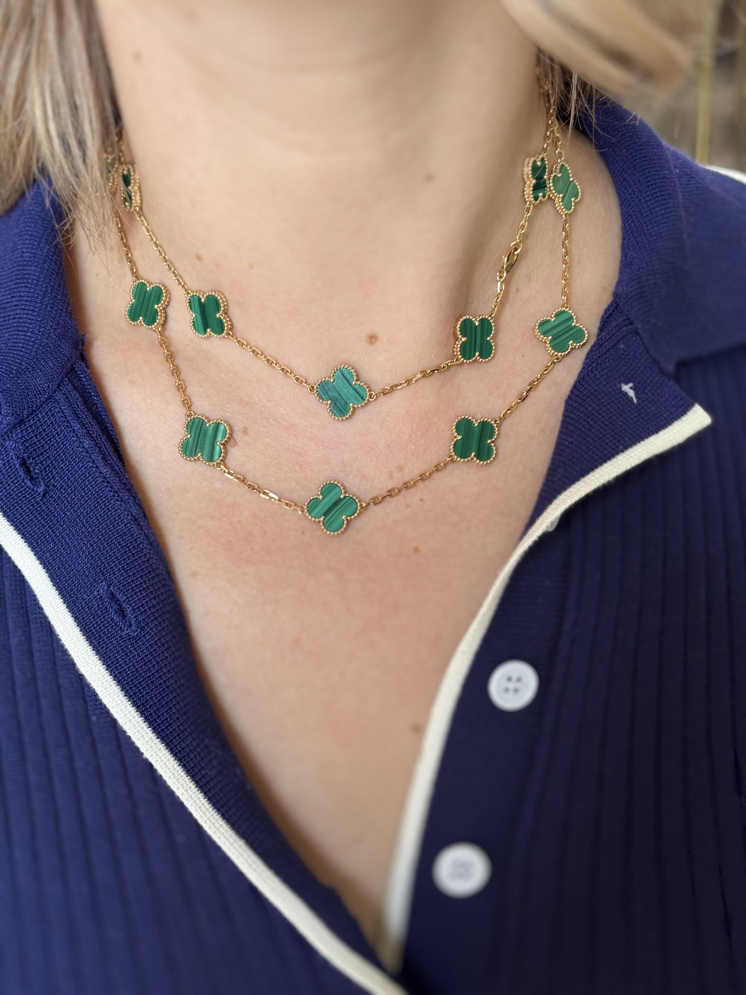 Van Cleef & Arpels Vintage Alhambra Malachite Gold 20 Motifs Necklace