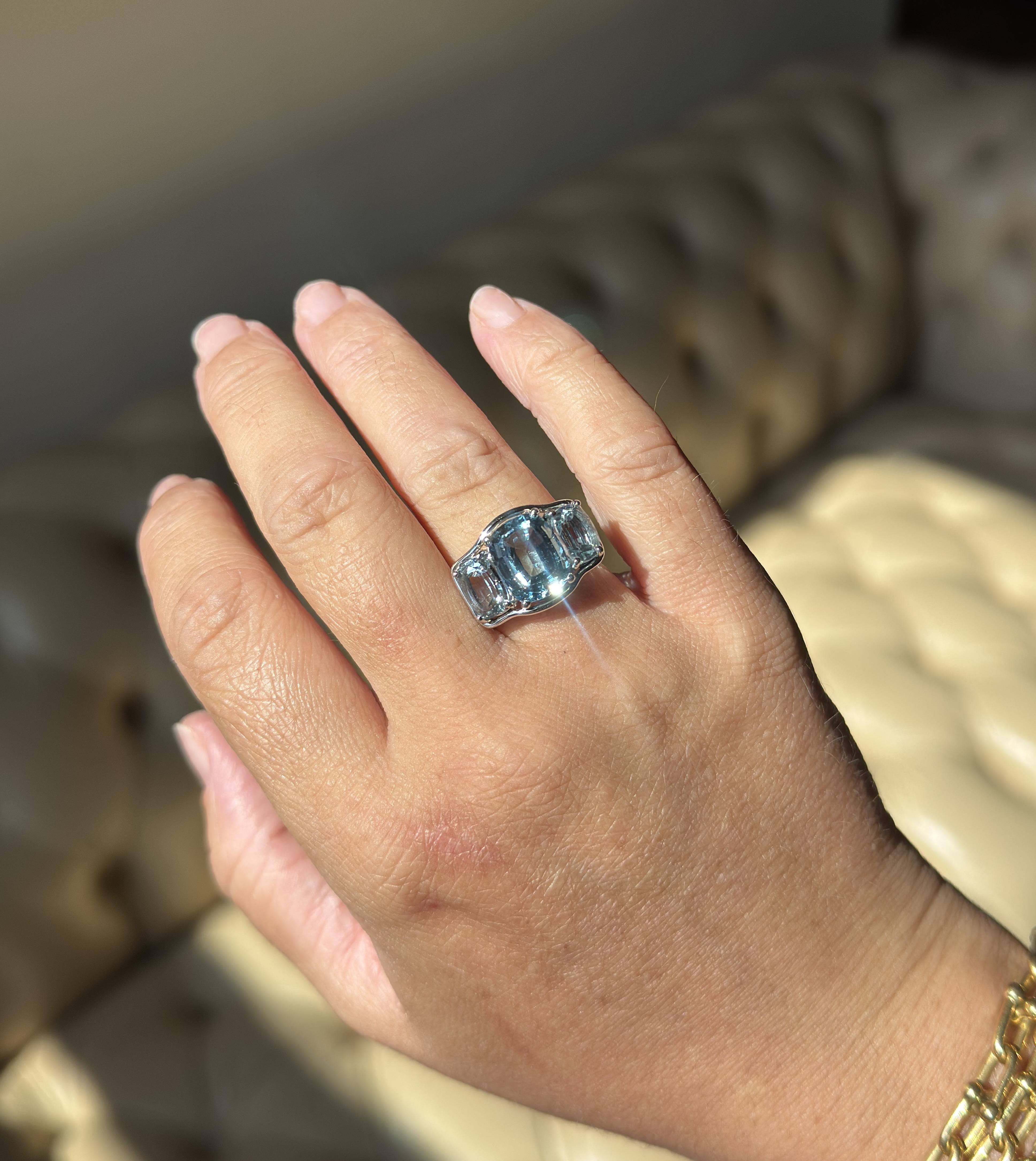 Verdura Aquamarine Gold Three Stone Ring