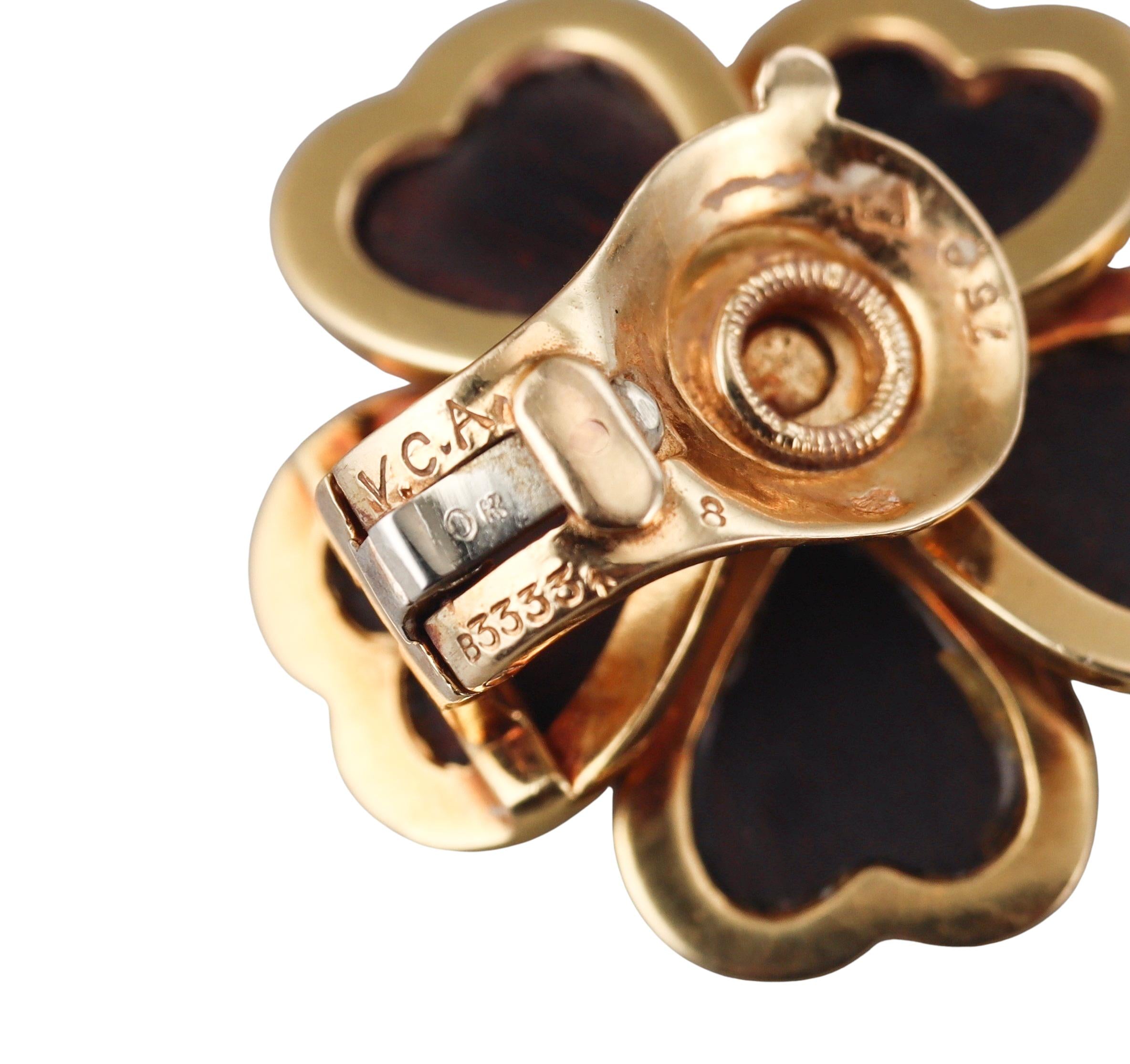 Van Cleef & Arpels Rose de Noel Wood Diamond Gold Earrings