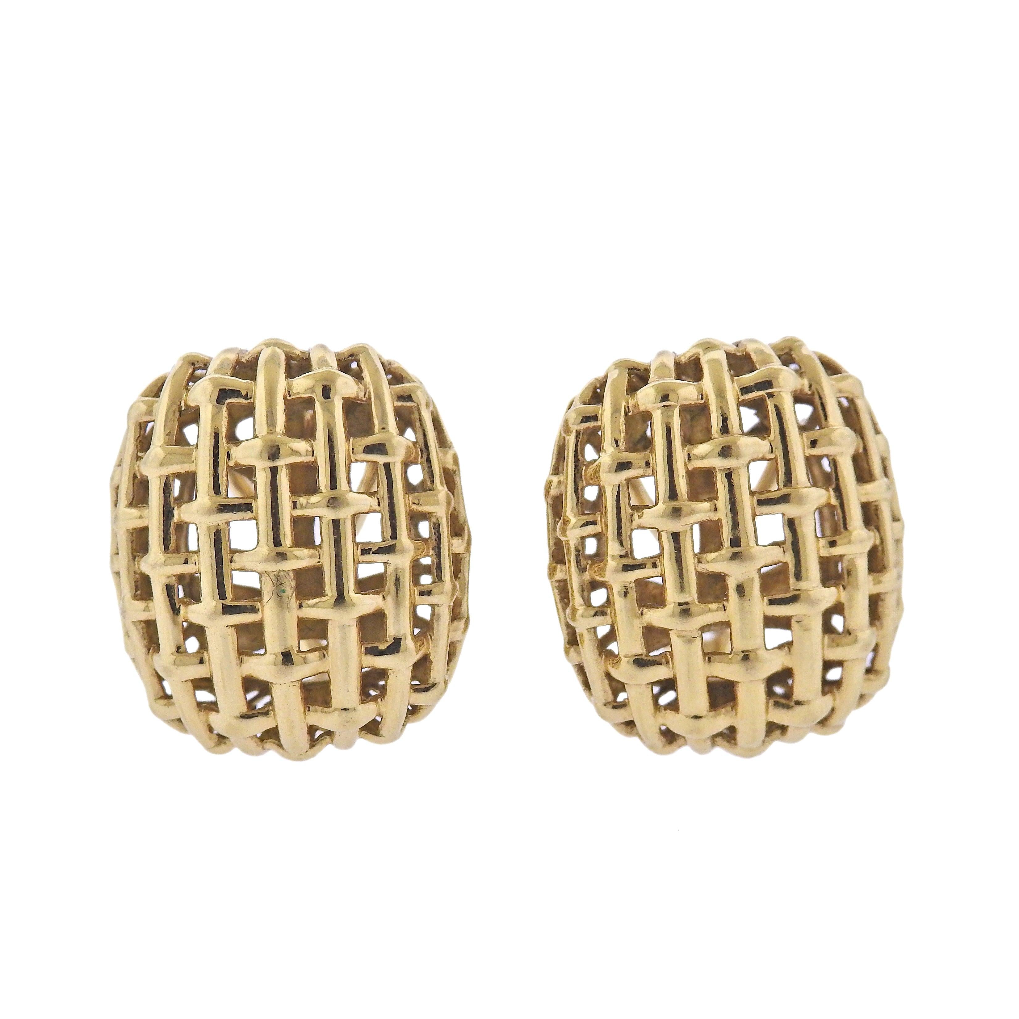 Seaman Schepps Nantucket Cushion Gold Earrings