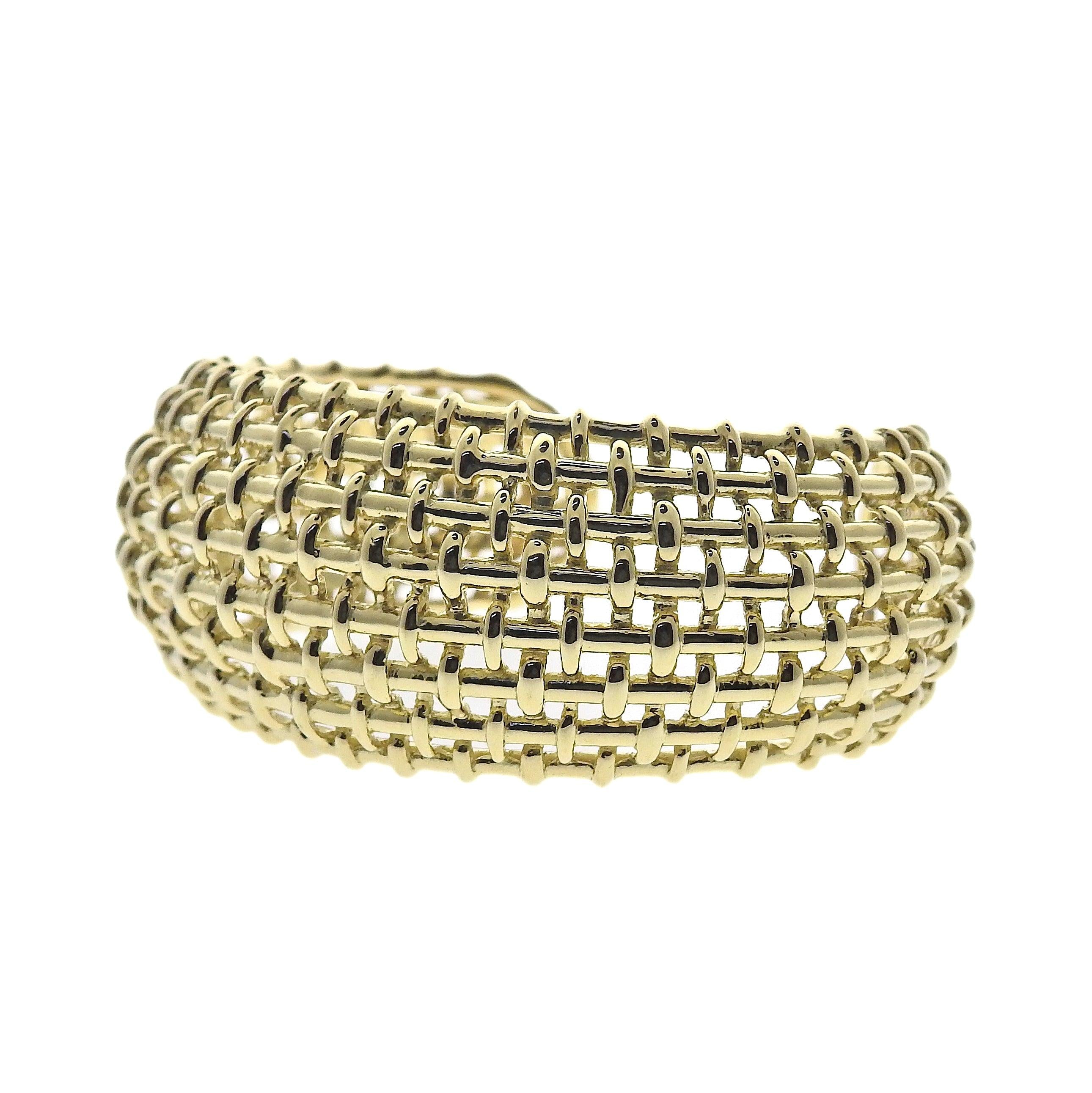 Seaman Schepps Nantucket Lightship Gold Cuff Bracelet