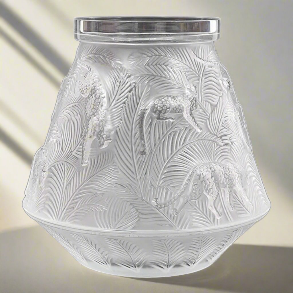 Lalique Clear and Frosted Glass Jungle Vase 1253300