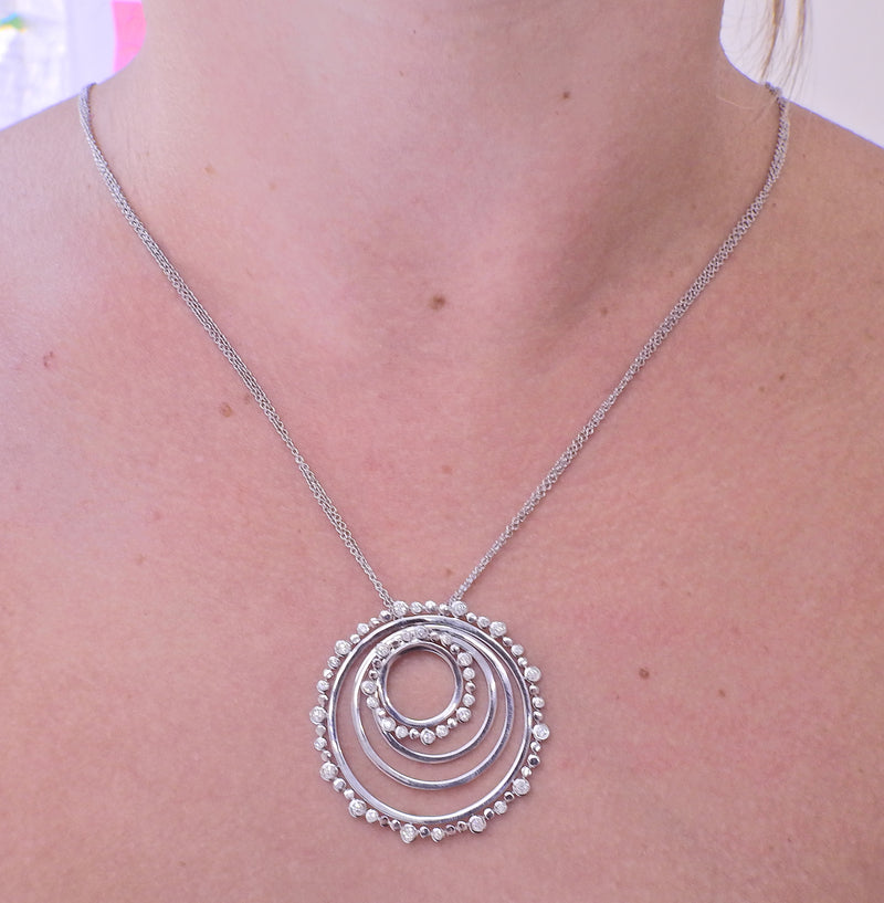 Large Signature Circle Pendant From Hearts On Fire – LeGassick Jewellery