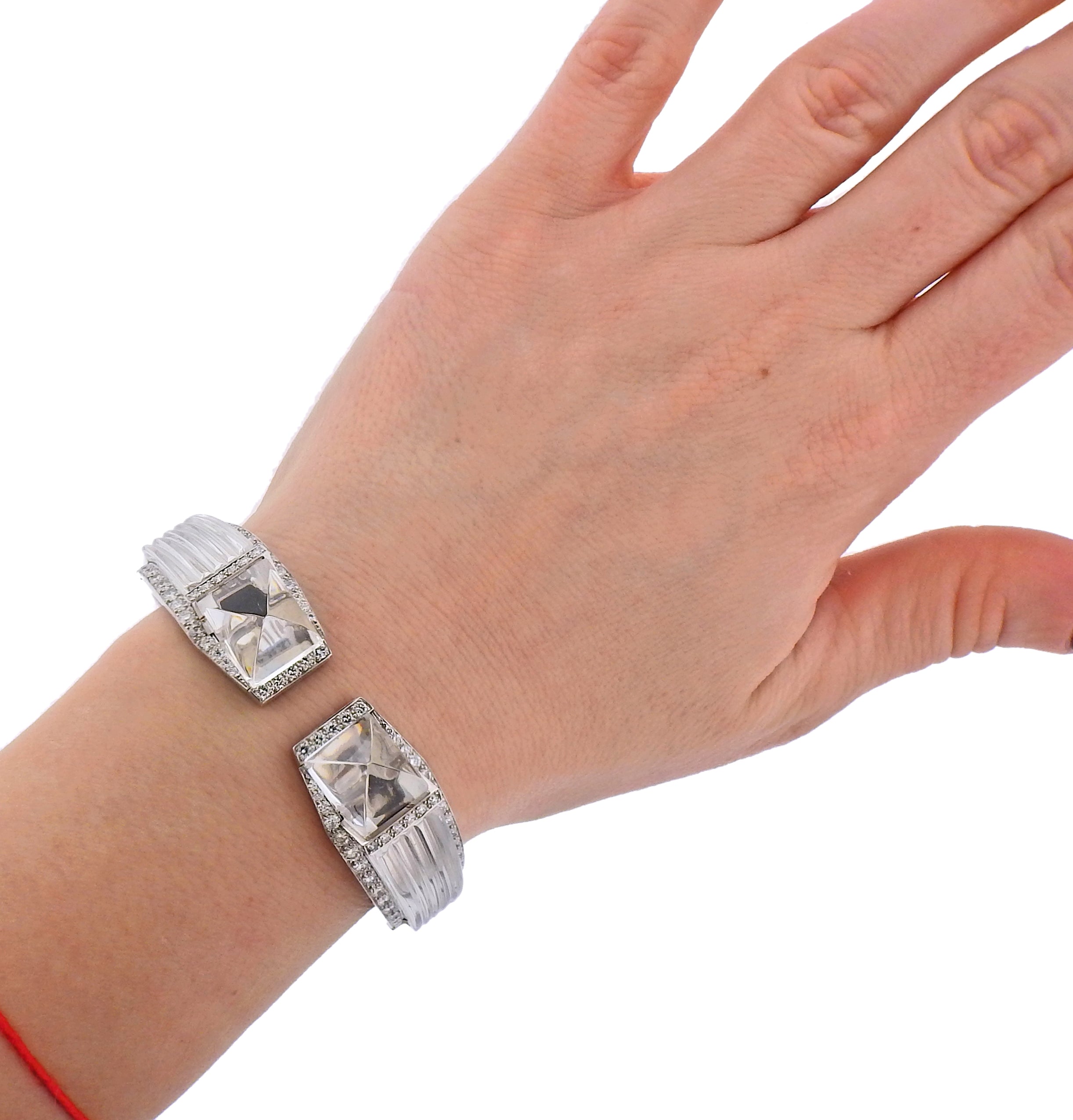 David Webb Diamond Gold Platinum Carved Crystal White Night Cuff Bracelet - Oak Gem