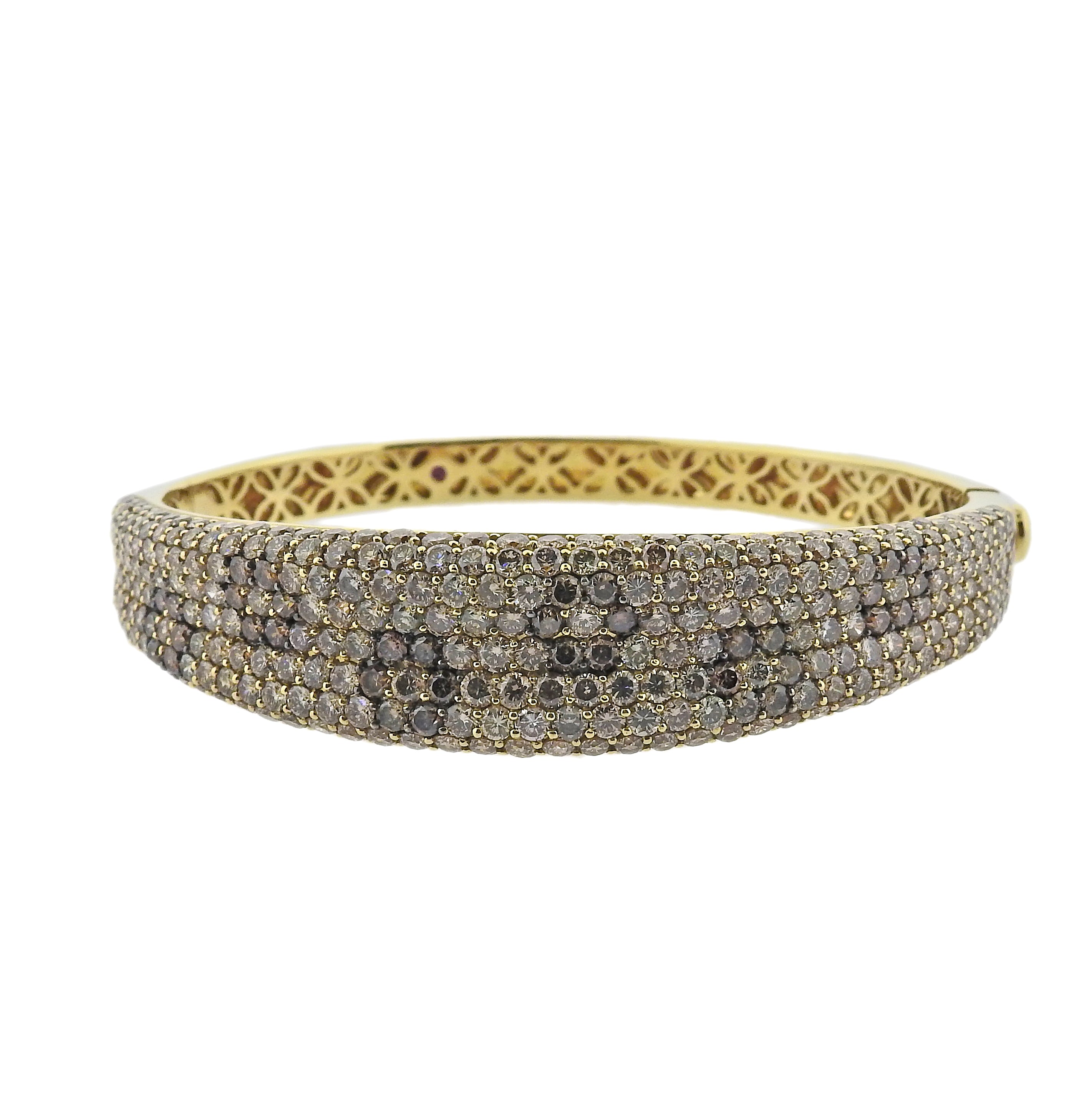 Roberto Coin Fantasia Fancy Diamond Flower Gold Bangle Bracelet