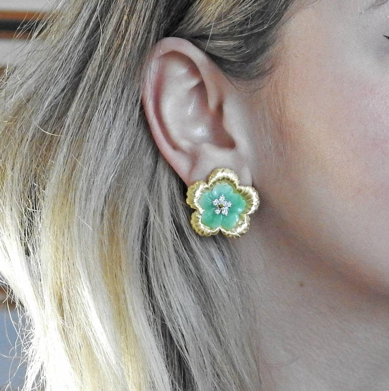 Buccellati Carved Jade Diamond Gold Flower Earrings - Oak Gem