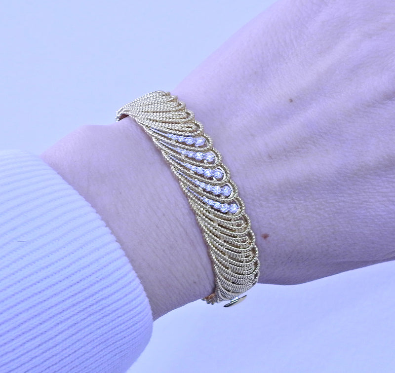 Roberto Coin Byzantine Diamond Gold Bangle Bracelet