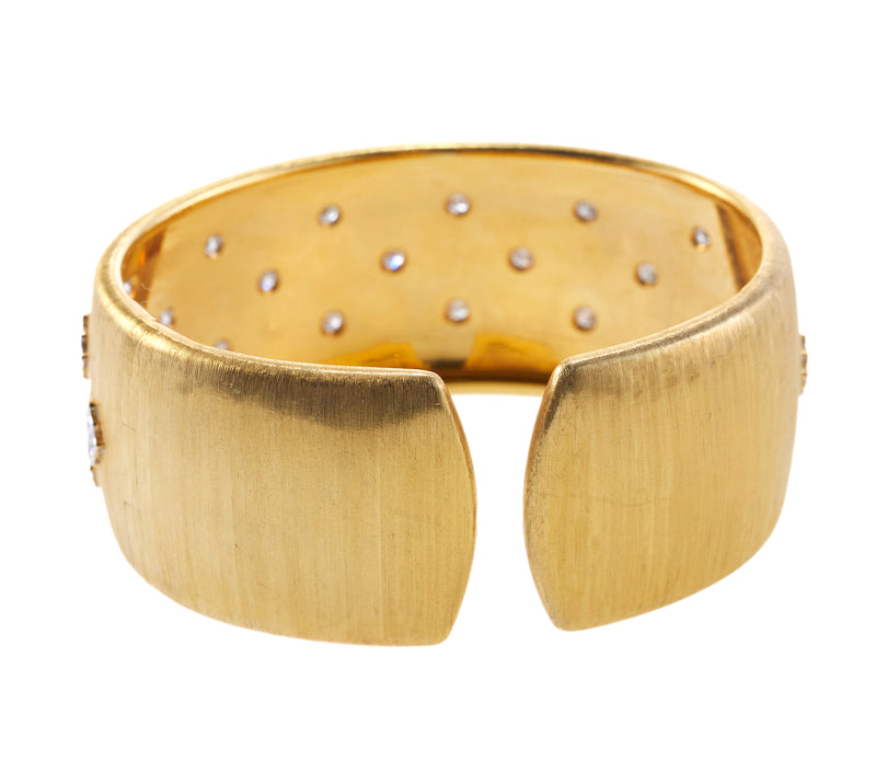 Mario Buccellati Classic Cuff Diamond Gold Bracelet