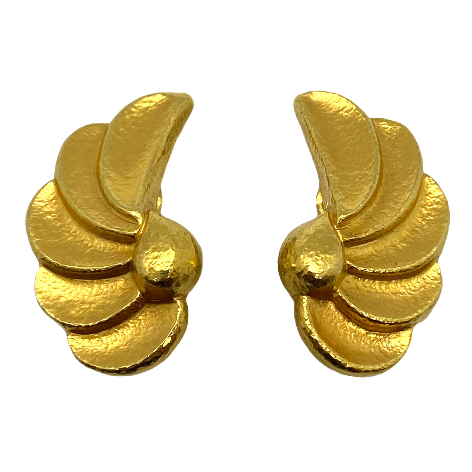 Whimsical Ilias Lalaounis Hammered 18k Gold Wings Motif Earrings