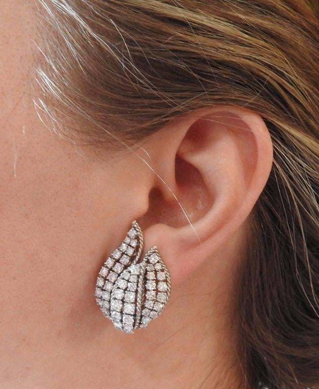 Impressive 1950s Diamond Gold Earrings - Oakgem.com